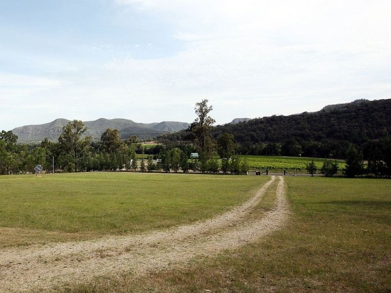 204 Thompsons Road, Milbrodale NSW 2330