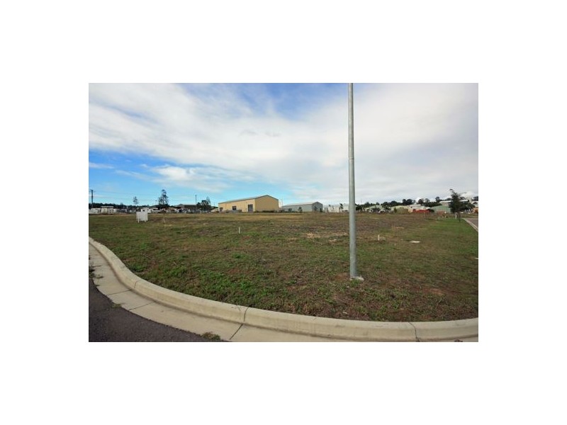 1 Longworth Close, Singleton NSW 2330