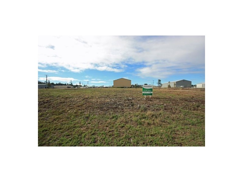 3 Longworth Close, Singleton NSW 2330