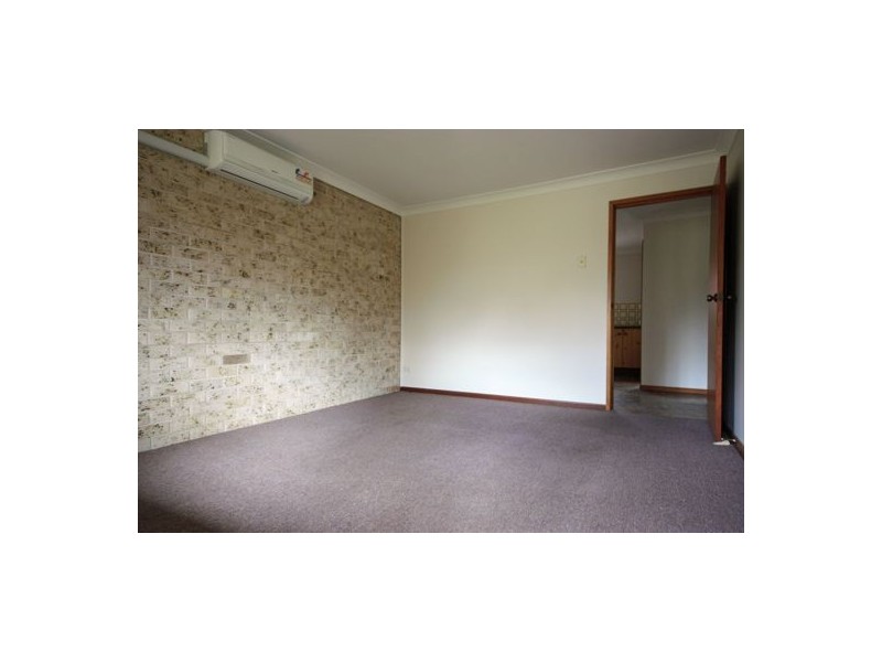 4/5 Dunlop Close, Singleton NSW 2330