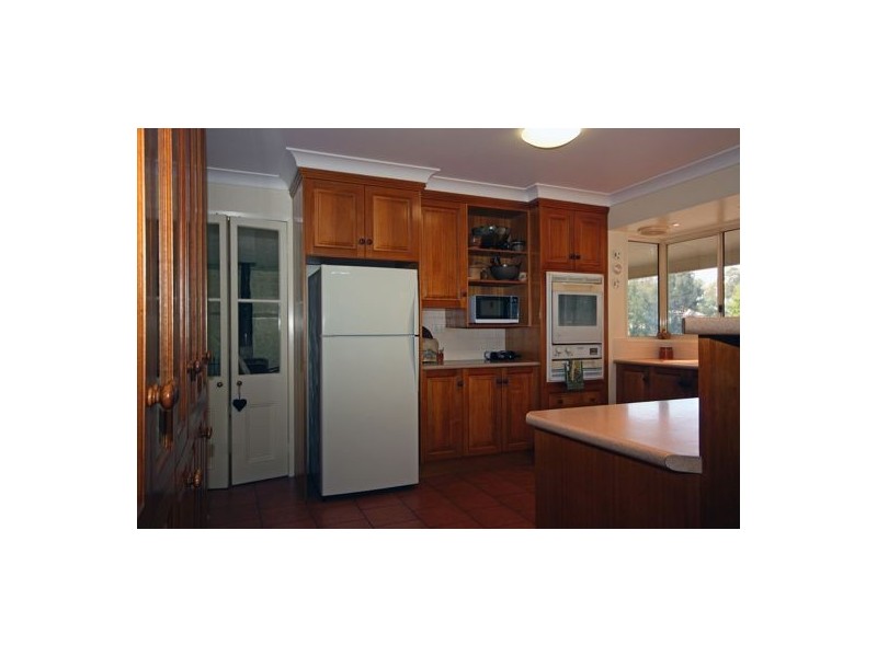 3 Governor Martin Close, Singleton NSW 2330