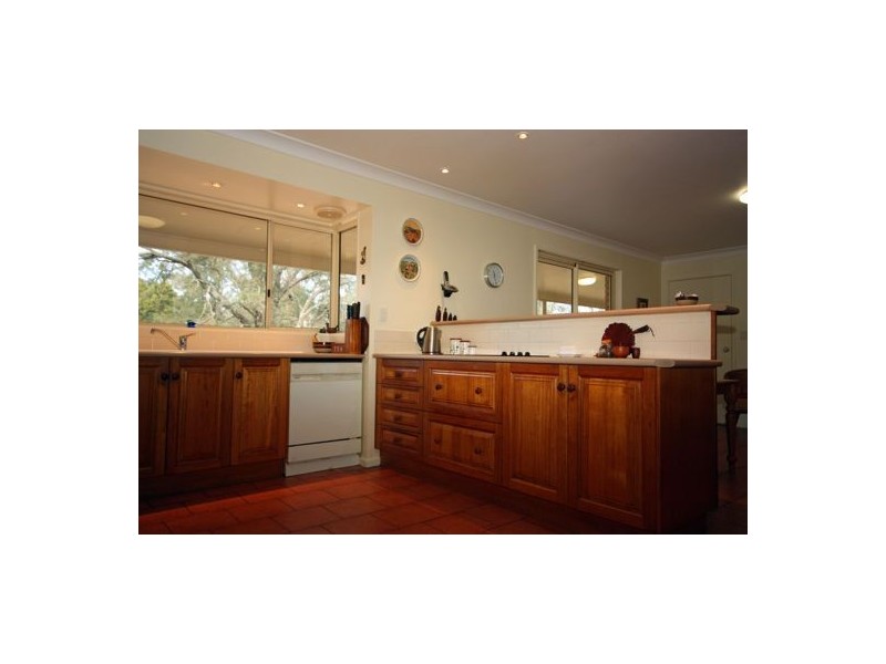 3 Governor Martin Close, Singleton NSW 2330