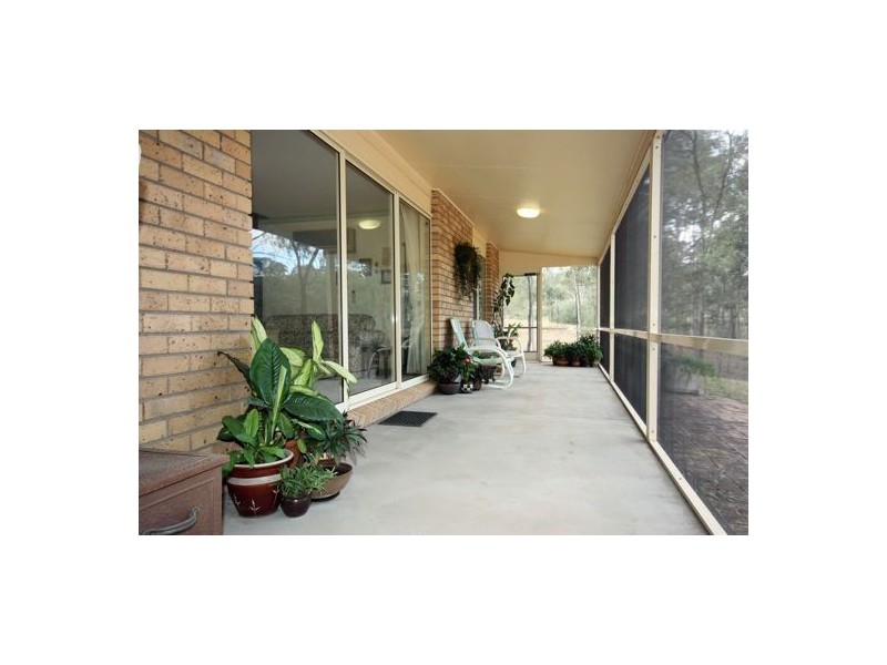 3 Governor Martin Close, Singleton NSW 2330