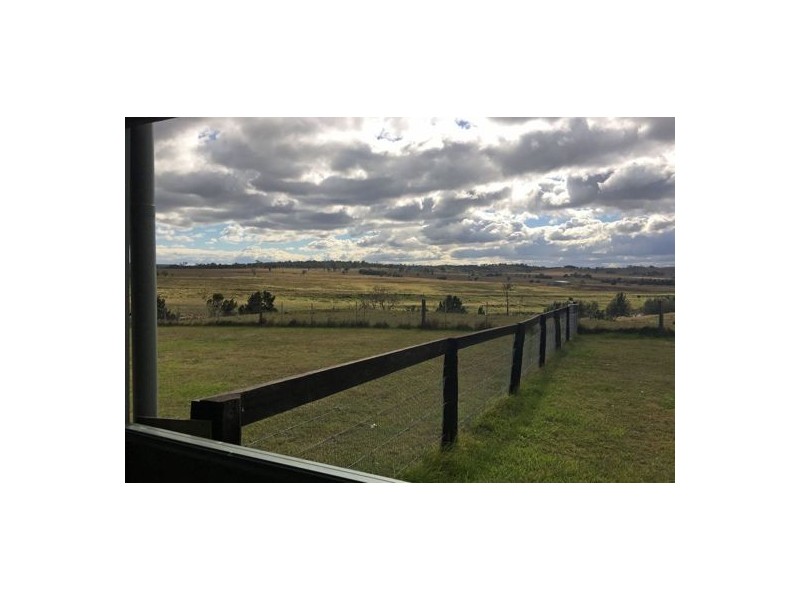 99 Long Point Road East, Singleton NSW 2330