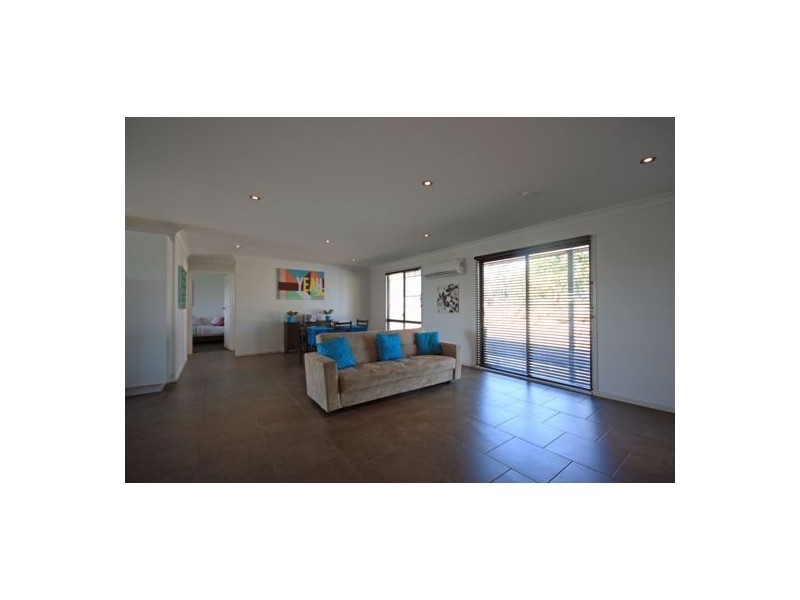 99 Long Point Road East, Singleton NSW 2330