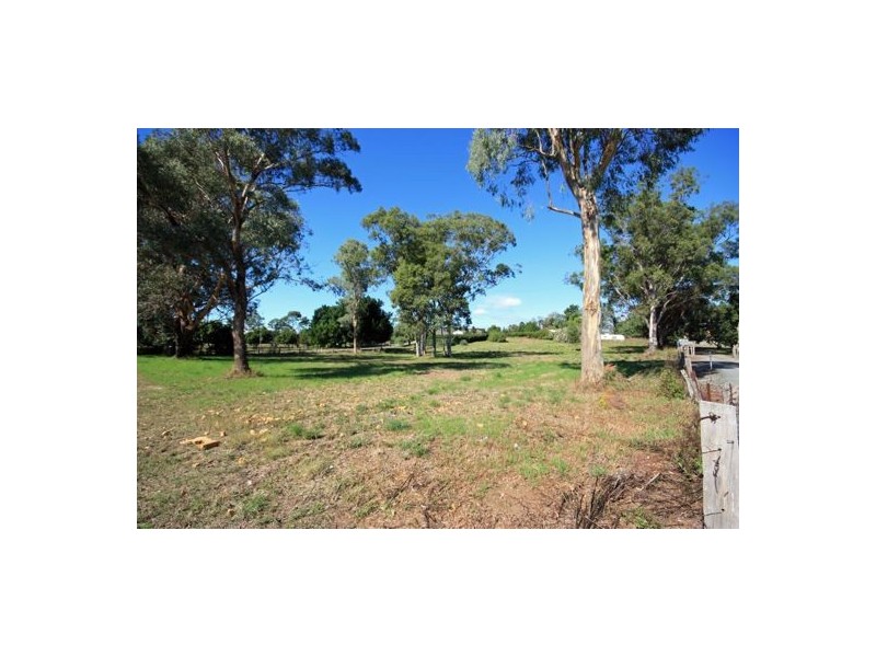 21 Greenwood Avenue, Singleton NSW 2330