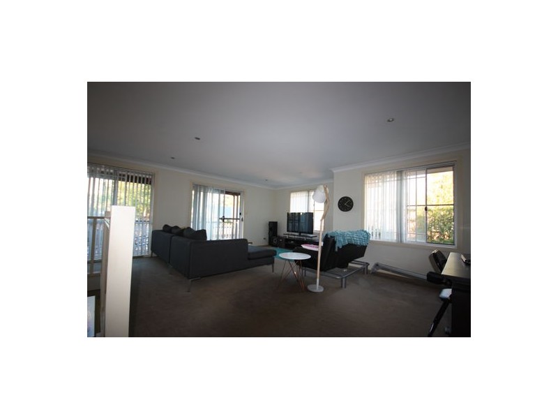 3/25 Bathurst Street, Singleton NSW 2330