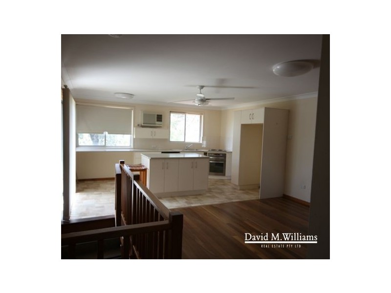 13 Gibson Close, Singleton NSW 2330