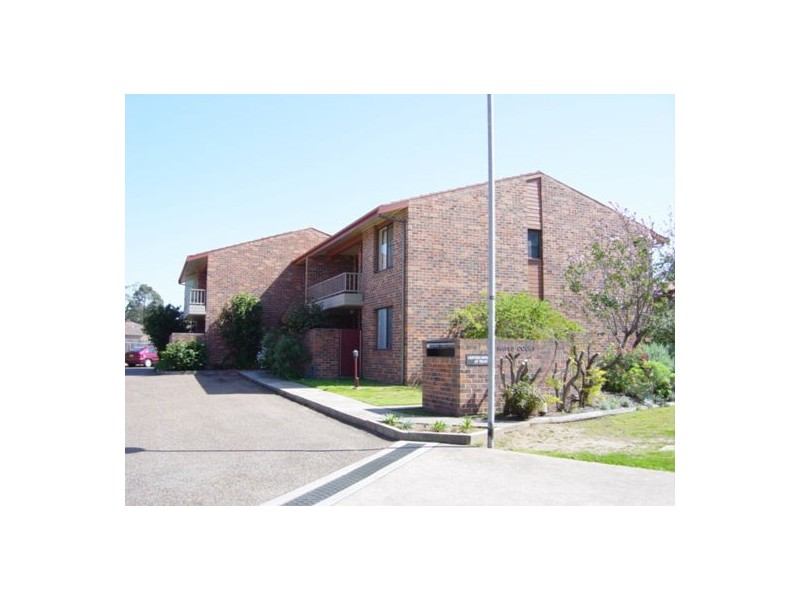 4/5-6 Hayes Close, Singleton NSW 2330