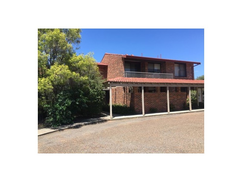 7/5-6 Hayes Close, Singleton NSW 2330