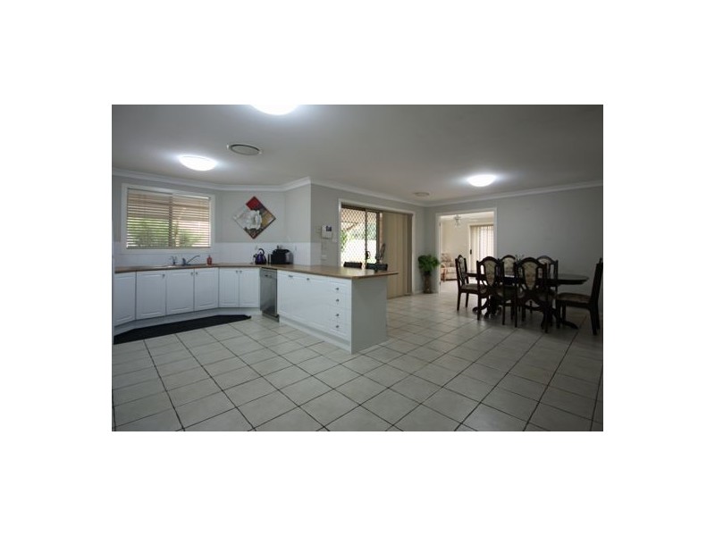 5 Clark Close, Singleton NSW 2330