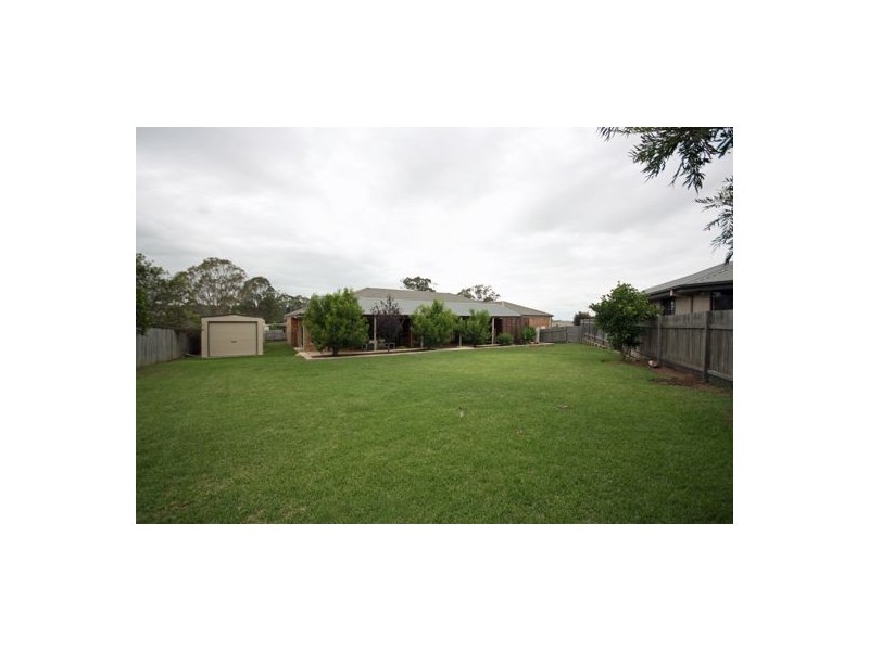 5 Clark Close, Singleton NSW 2330
