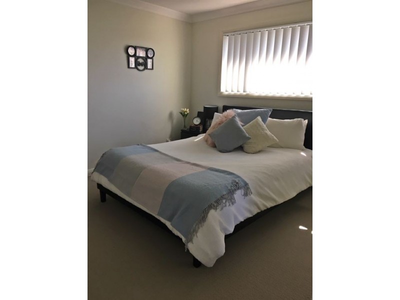 3/10a Kelso Street, Singleton NSW 2330
