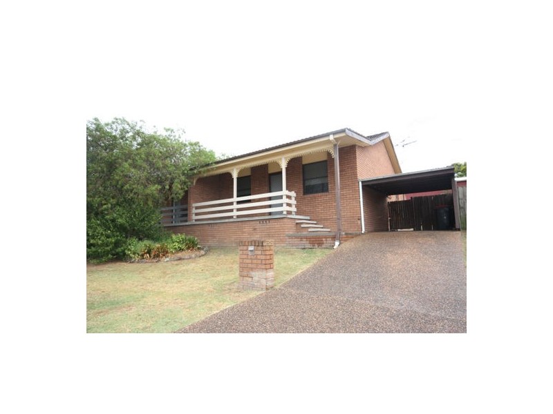 2/20 Mitchell Avenue, Singleton NSW 2330