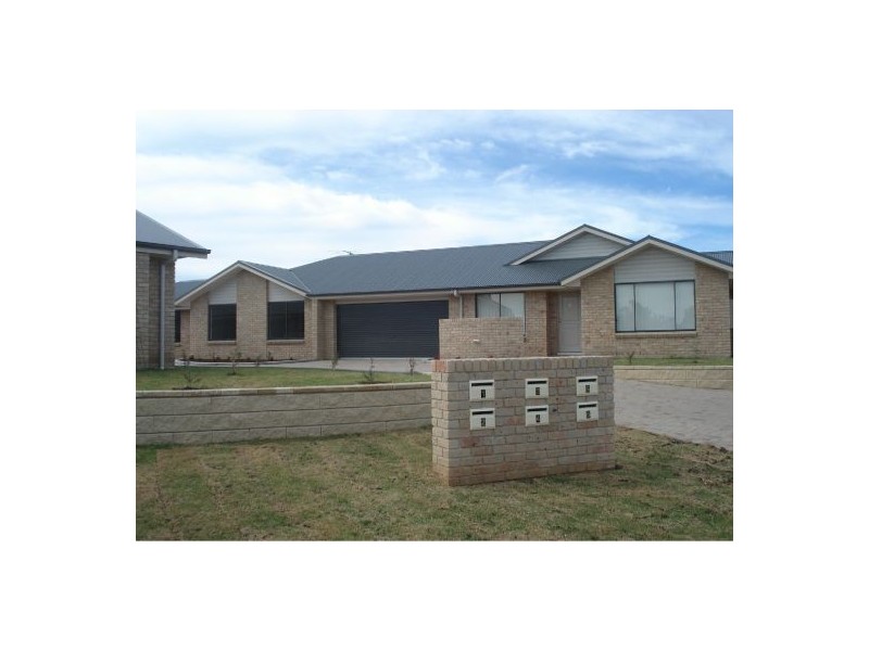 1/29 Wilkinson Blvd, Singleton NSW 2330