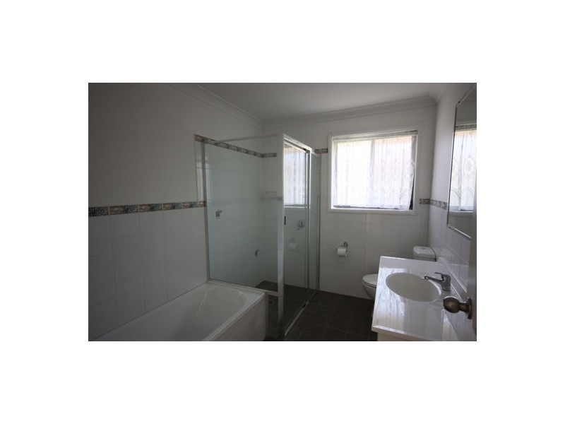 1/29 Wilkinson Blvd, Singleton NSW 2330