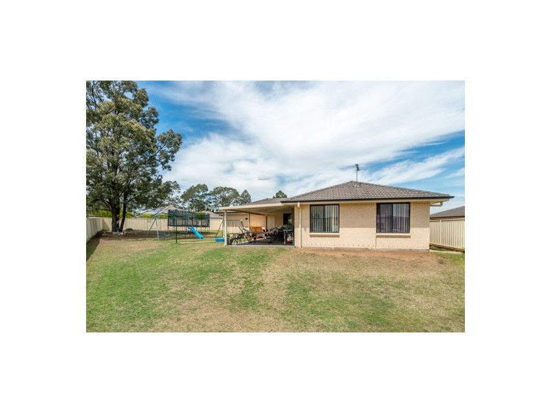 12 North Close, Singleton NSW 2330