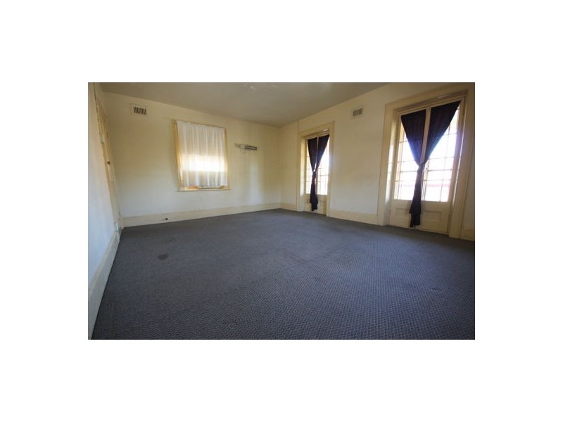 2/36 William Street, Singleton NSW 2330