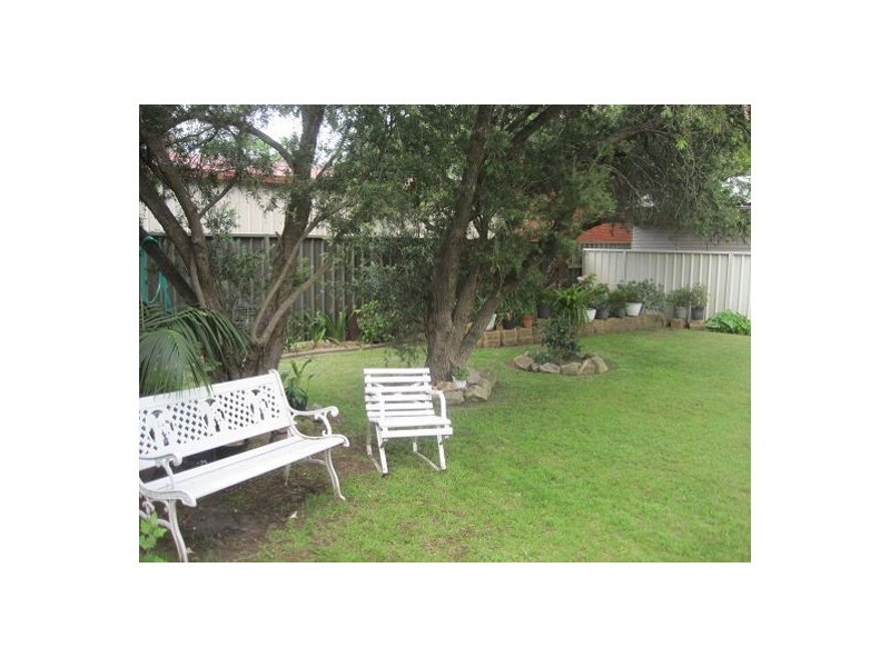 16 Barton Avenue, Singleton NSW 2330