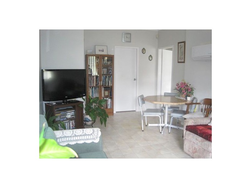 16 Barton Avenue, Singleton NSW 2330