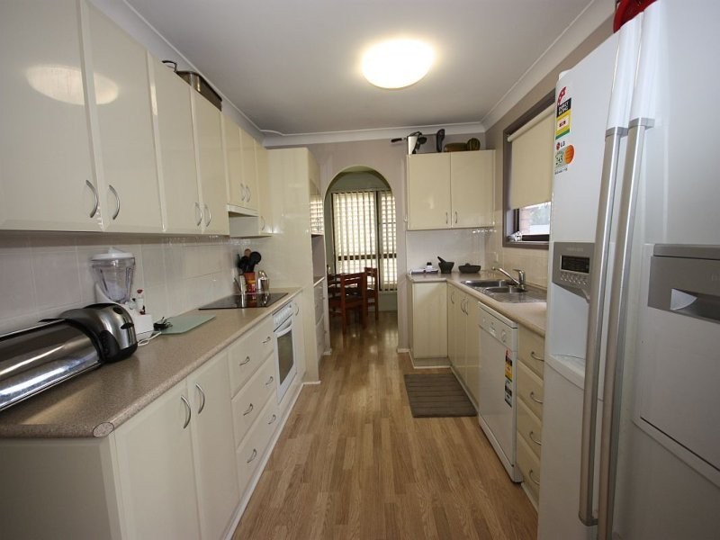 48 Acacia Circuit, Singleton NSW 2330