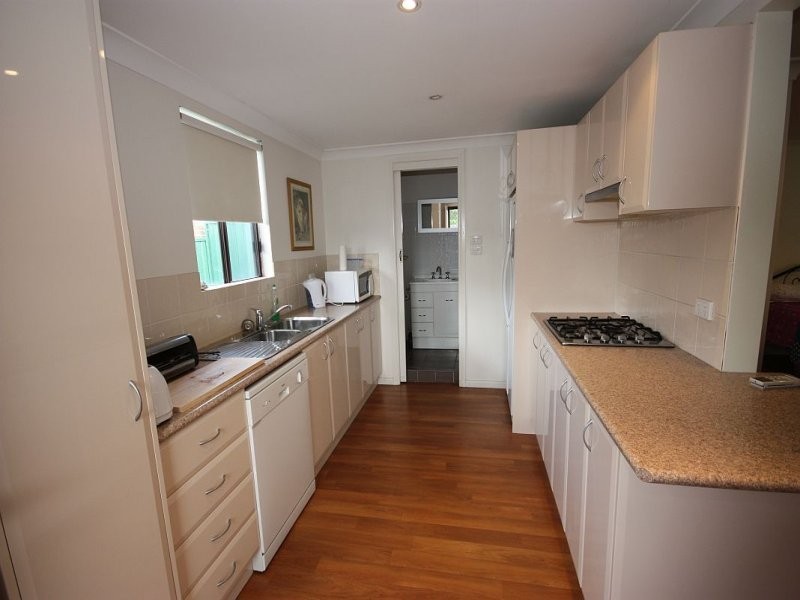 48 Acacia Circuit, Singleton NSW 2330