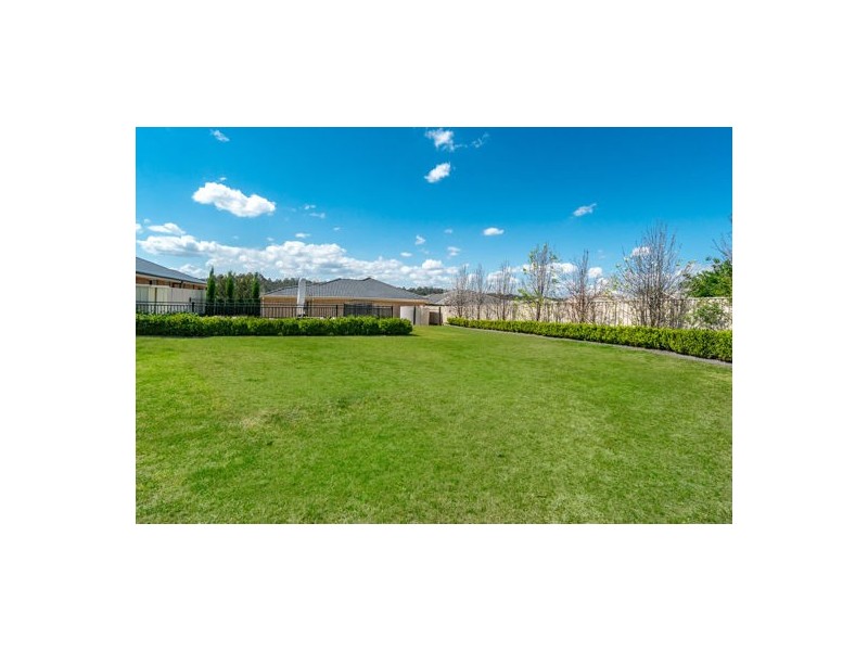 129 Casey Drive, Singleton NSW 2330