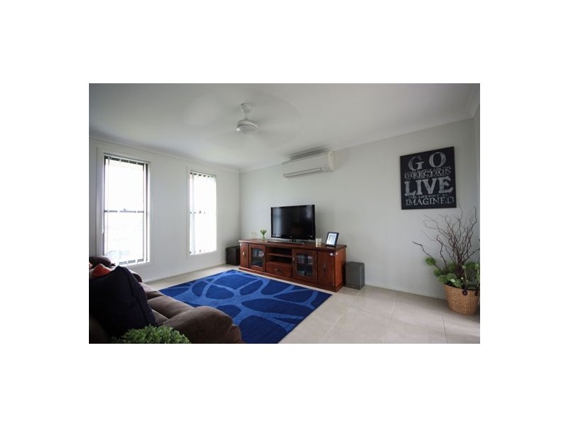 50 Broomfield Crescent, Singleton NSW 2330