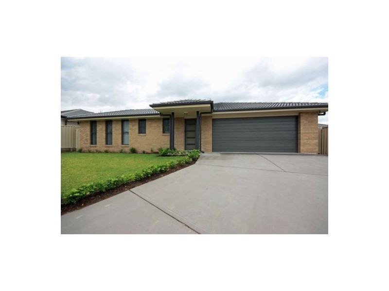 50 Broomfield Crescent, Singleton NSW 2330