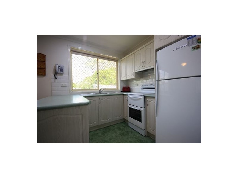 2/21 York Street, Singleton NSW 2330