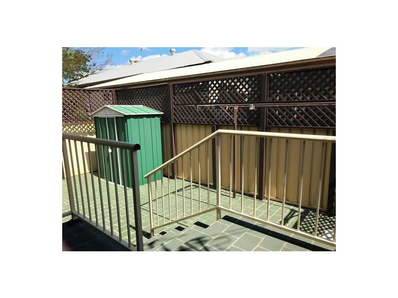 2/21 York Street, Singleton NSW 2330