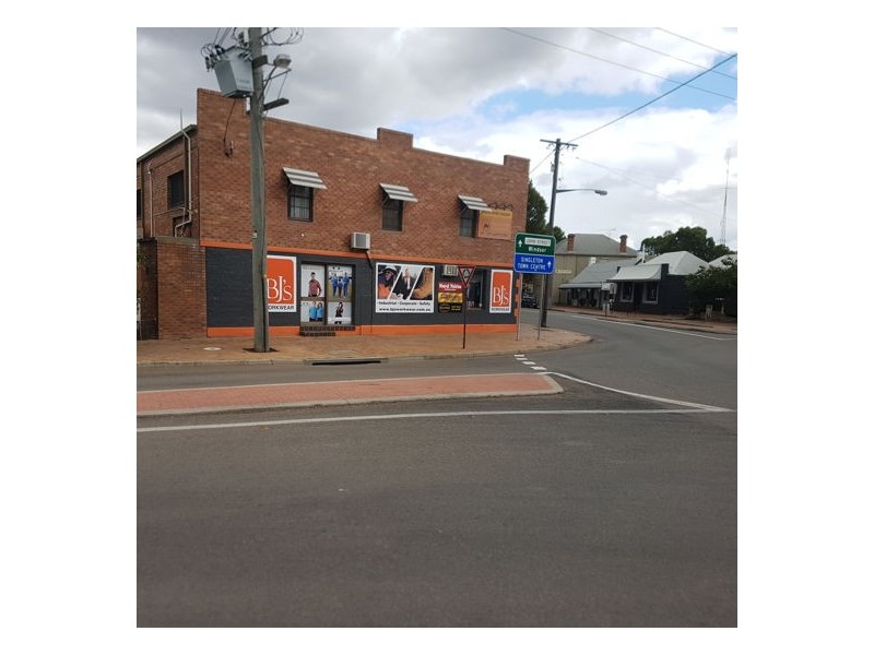Unit 2/229-233 John Street, Singleton NSW 2330