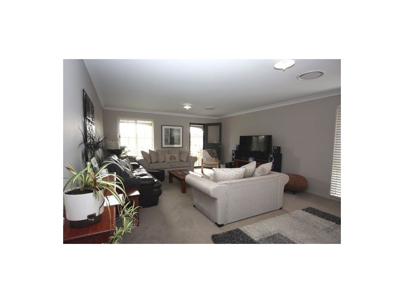 26 Bowden Street, Singleton NSW 2330