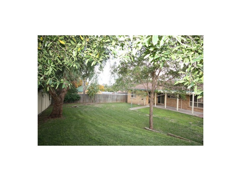 5 Heather Place, Singleton NSW 2330