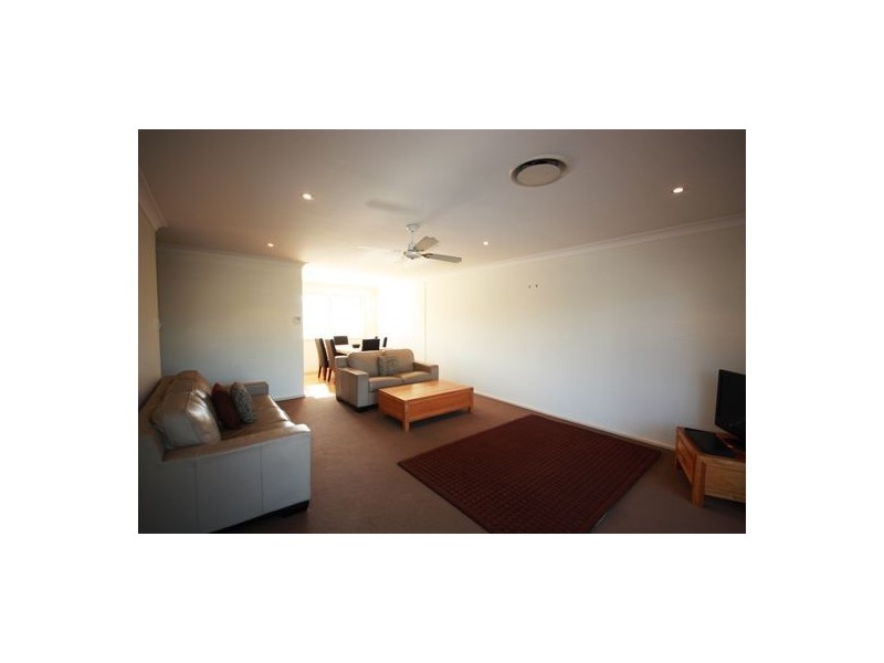 1/18 Market Street, Singleton NSW 2330