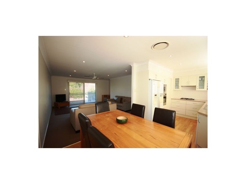 1/18 Market Street, Singleton NSW 2330