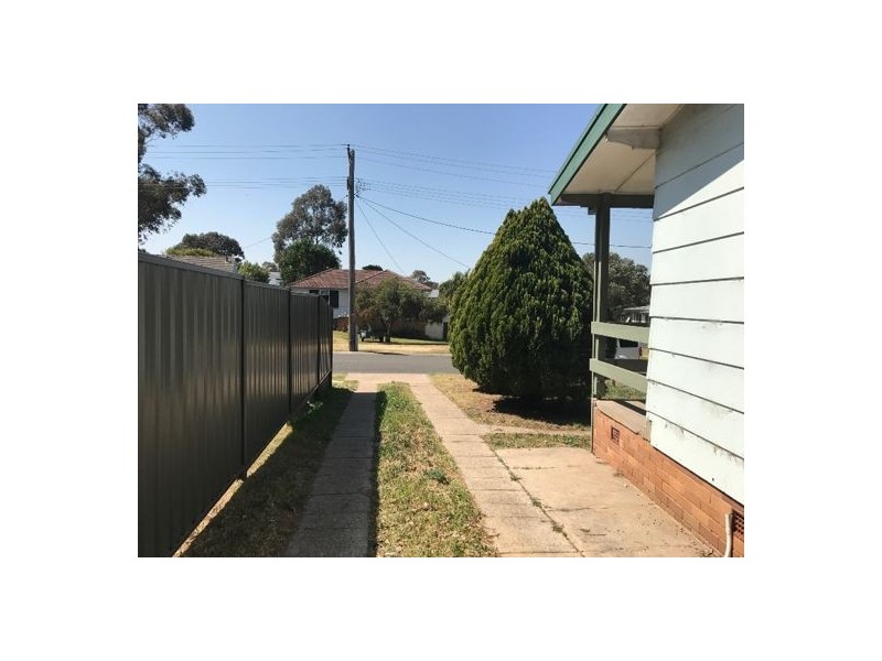 6 Wentworth Avenue, Singleton NSW 2330