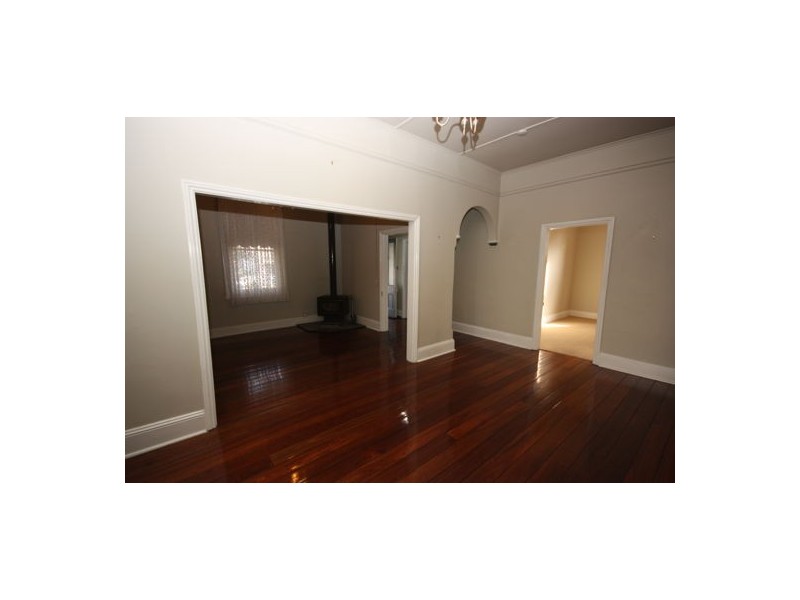 28 Pitt Street, Singleton NSW 2330
