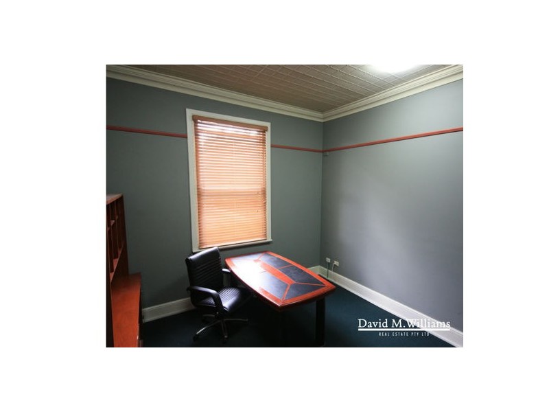 Level 1, 2/100 George Street, Singleton NSW 2330