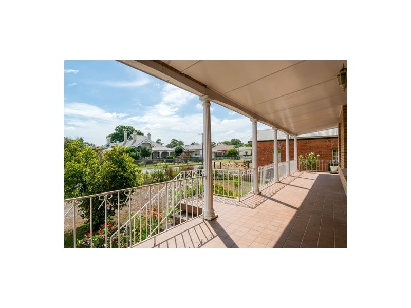 9 William Street, Singleton NSW 2330