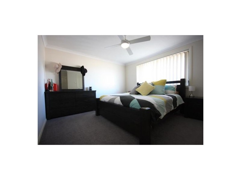 6 McGrogan Avenue, Singleton NSW 2330