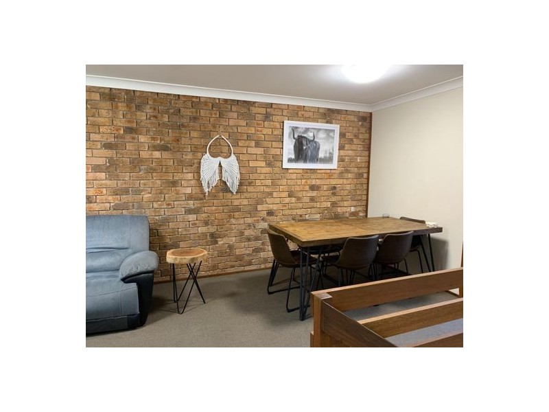 2/14 Kelso Street, Singleton NSW 2330