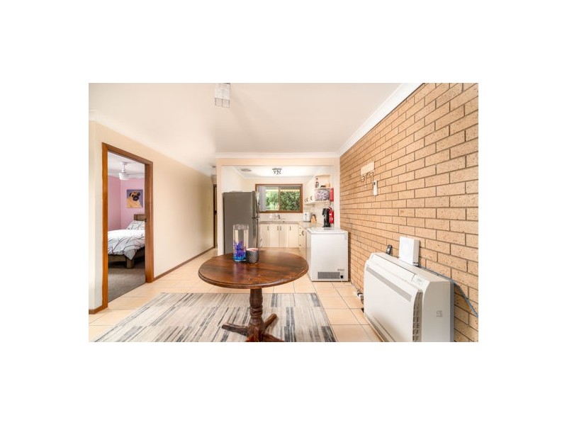 8 Button Close, Singleton NSW 2330
