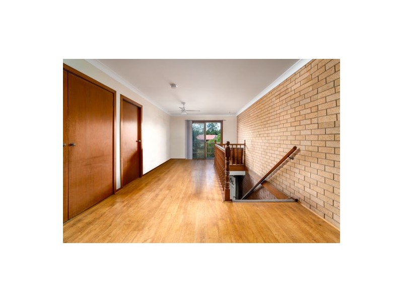 8 Button Close, Singleton NSW 2330