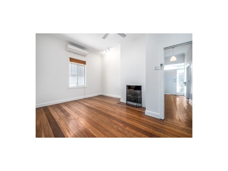 9 Albert Street, Singleton NSW 2330