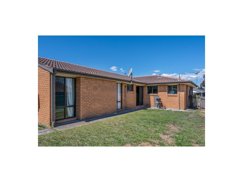 36 Grainger Crescent, Singleton NSW 2330