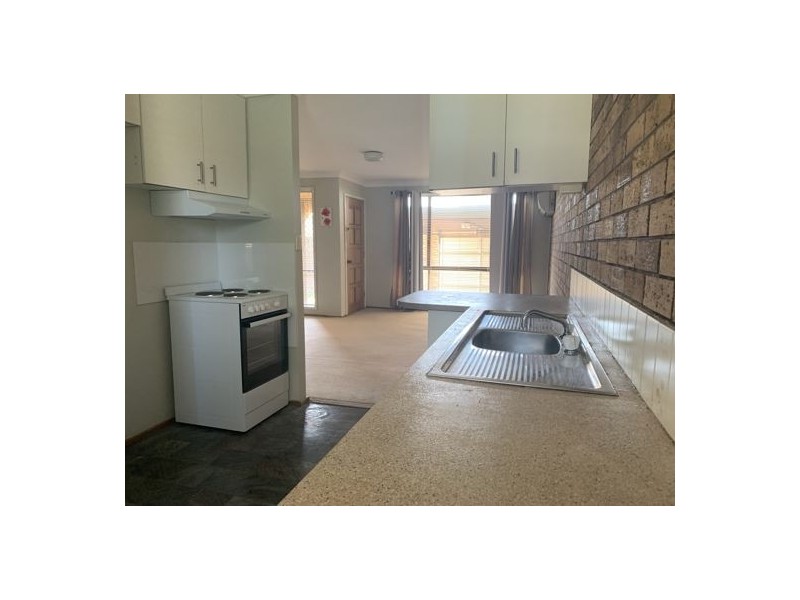 3/3 Simpson Terrace, Singleton NSW 2330