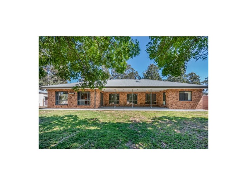 63 Brigadier Hammett Road, Singleton NSW 2330