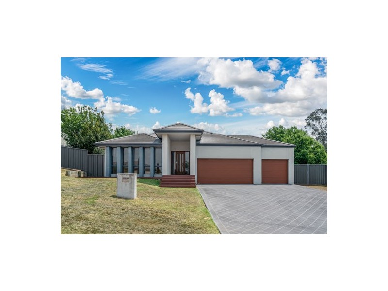 1 Douglas Place, Singleton NSW 2330