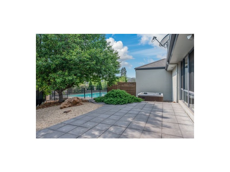 1 Douglas Place, Singleton NSW 2330